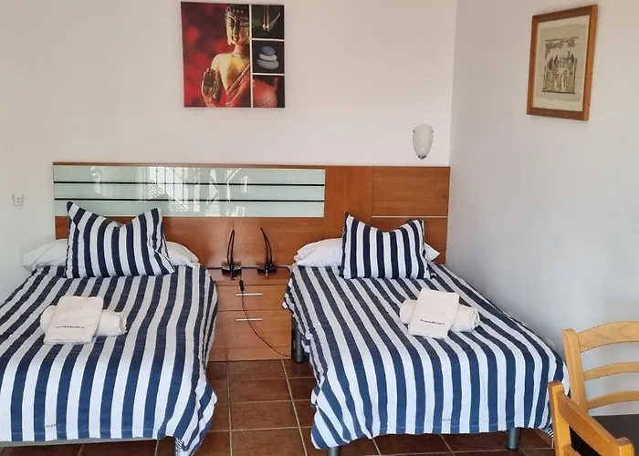 Apartamentos Nerjaluna
